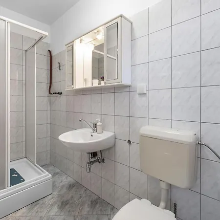 Amazing In With Wifi Apartamento Dubravice